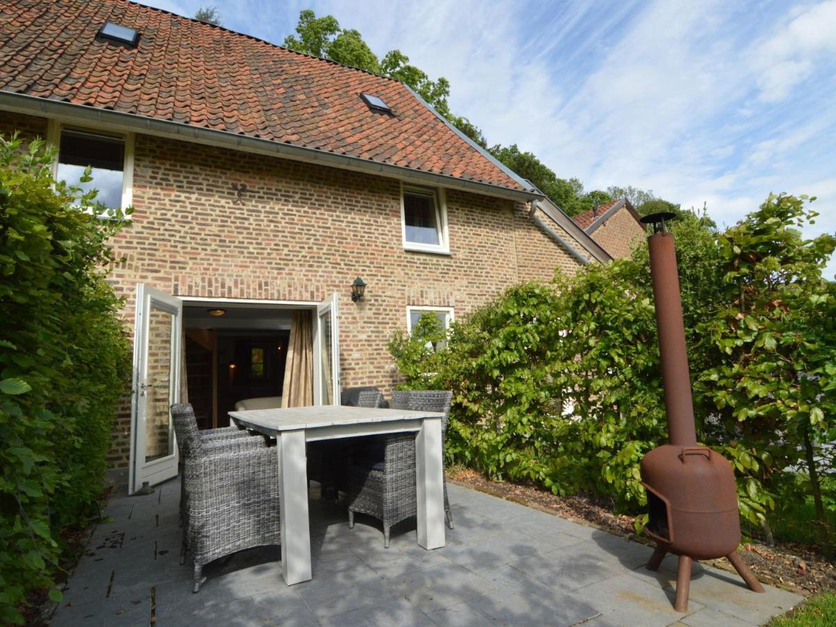 Attractively Furnished Holiday Home In Slenaken Exterior photo